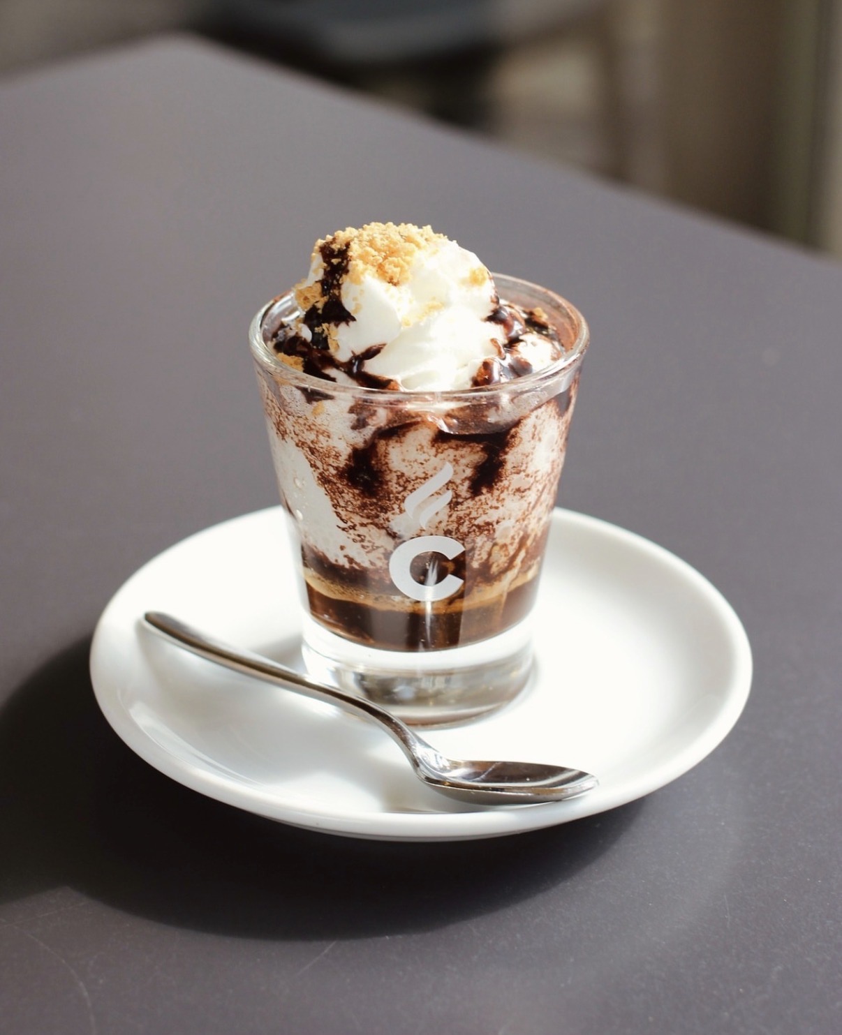 Coppa dolce con panna